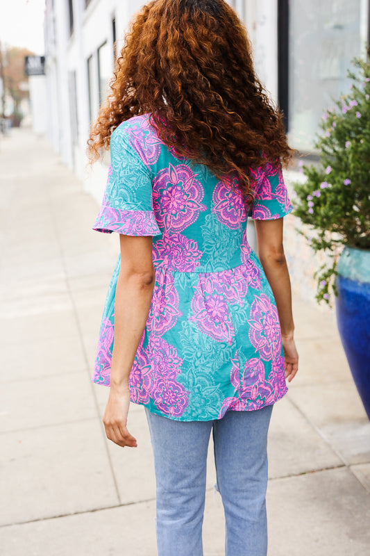 Casual Living Turquoise Floral Print Short Sleeve Knit Top