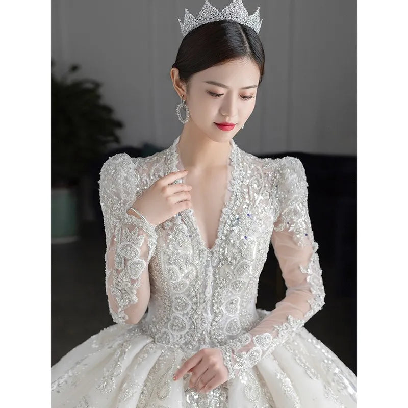 Long Sleeved Winter Wedding Dress 2024 New V Neck Luxury Long Sweep Train Beading Princes Wedding Gown Vestido Noiva Customized