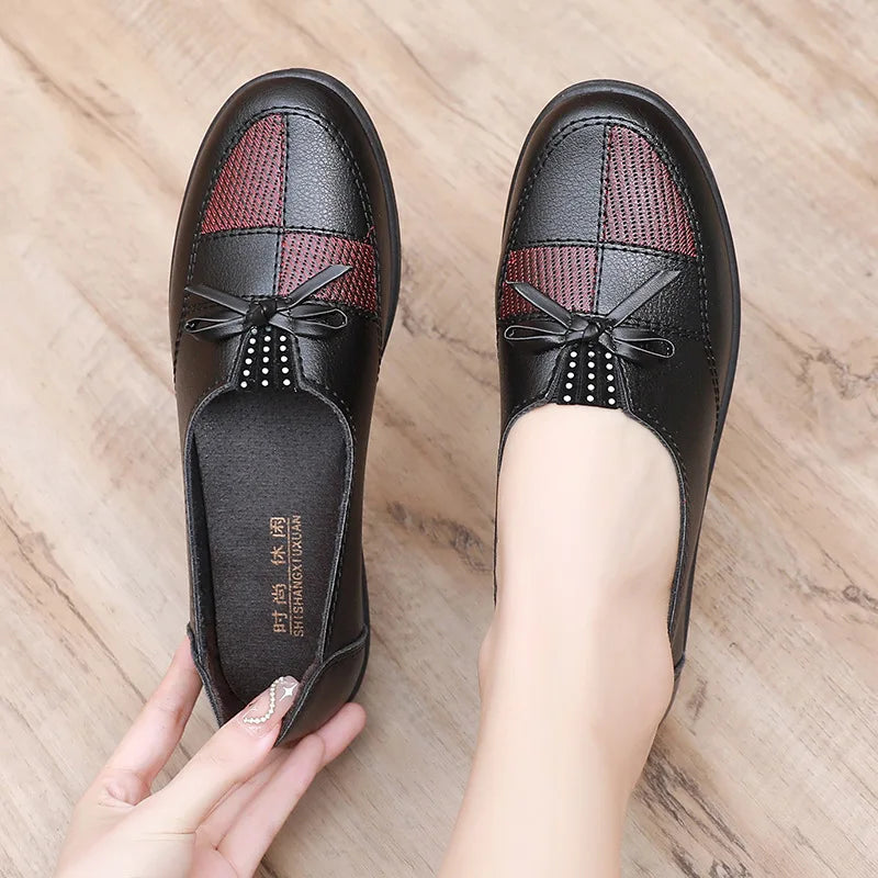 2024 Cheap Shoes Women Leather Flats Female Flats Spring Shoes Classic Women's Loafers Casual Leather Shoes