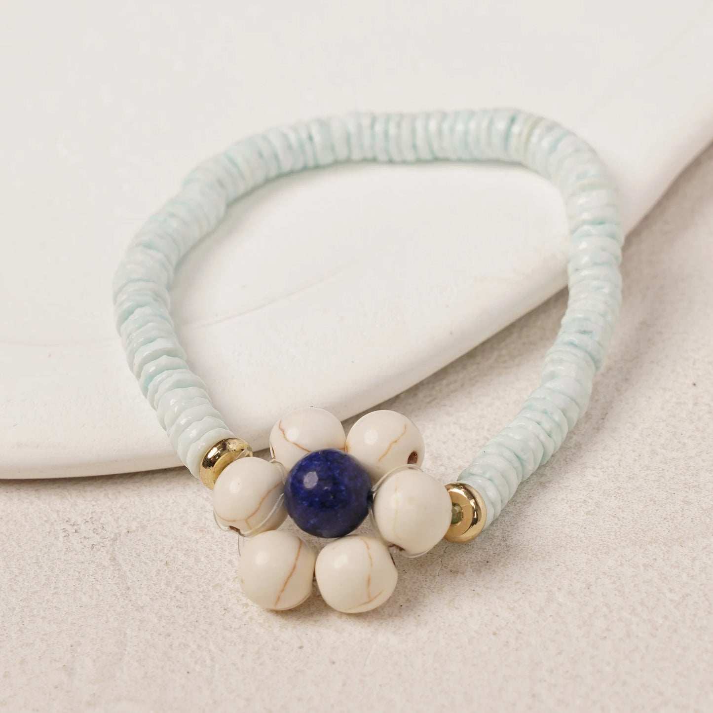 Hand Beaded Elastic Semi-Precious Synthetic Stone with Shell Bracelet  (7-011)