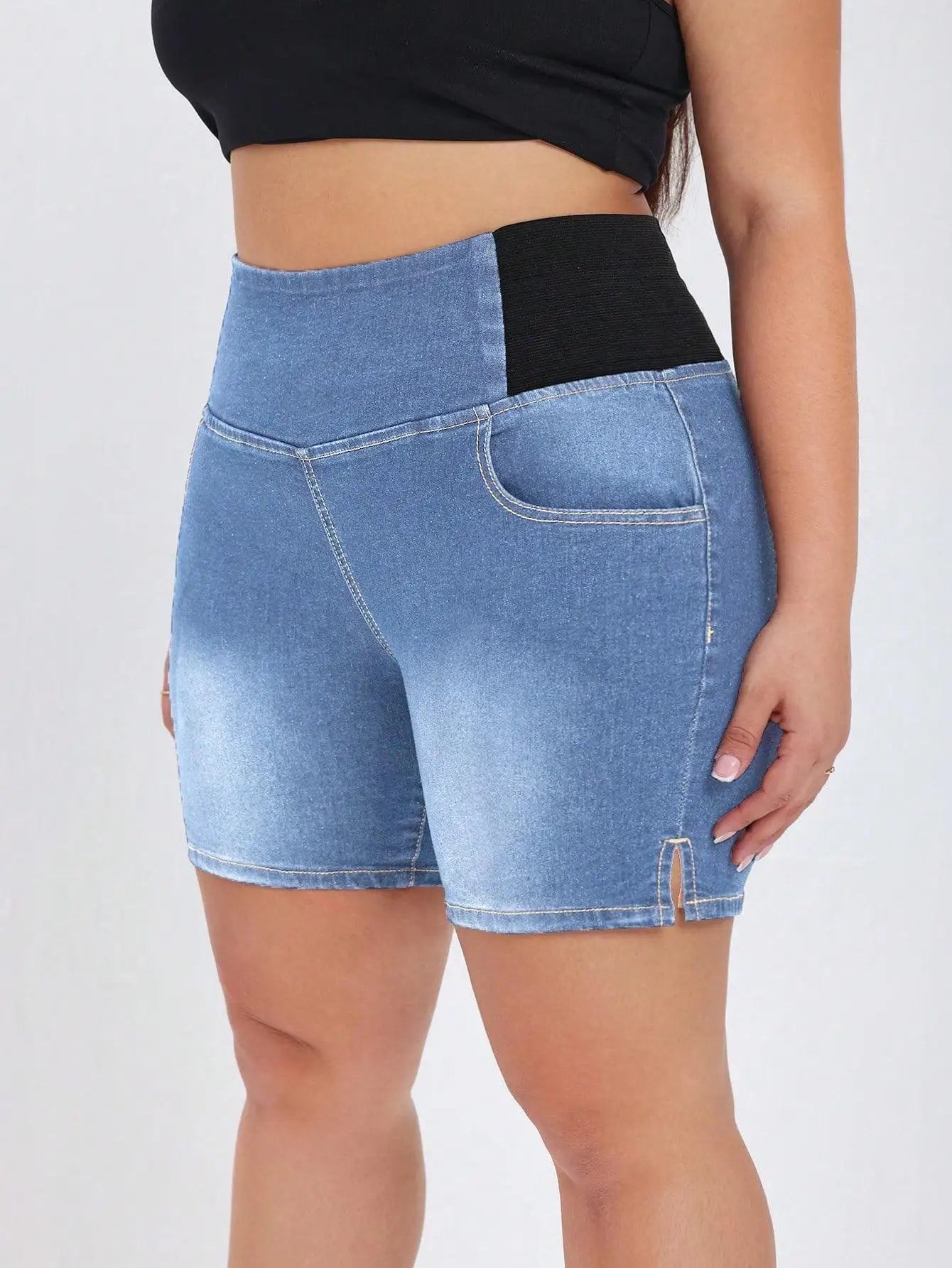 Summer's New Fashionable Hip-lifting and Waist-tightening Denim Shorts. Comfortable Casual High-waisted Short Jeans for Ladies