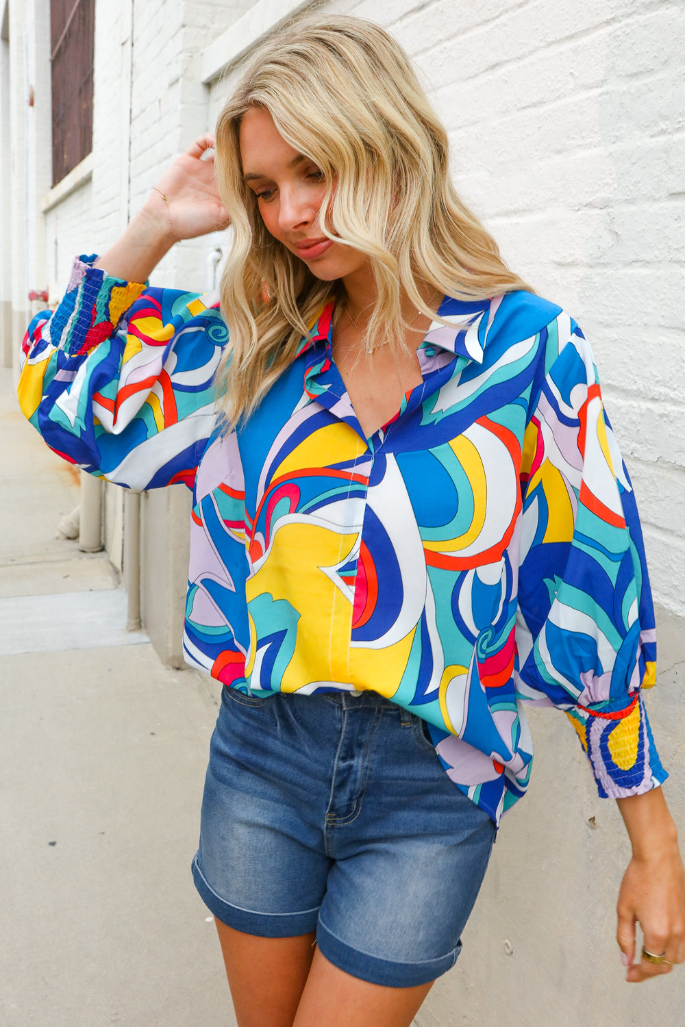 Best in Bold Abstract Print Button-Down Smock Sleeve Top