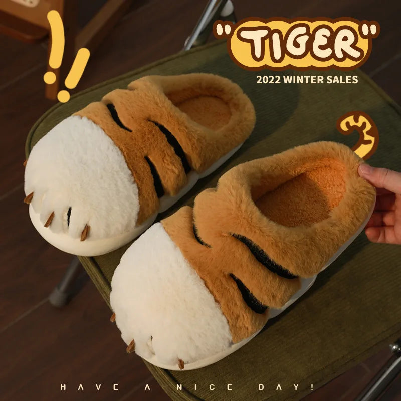 2025 Cartoon Tiger Paw Slipper Winter Indoor Warm Fur Shoes Slides Cute Animals Plush Platform Design Claw Ladies Home Slippers