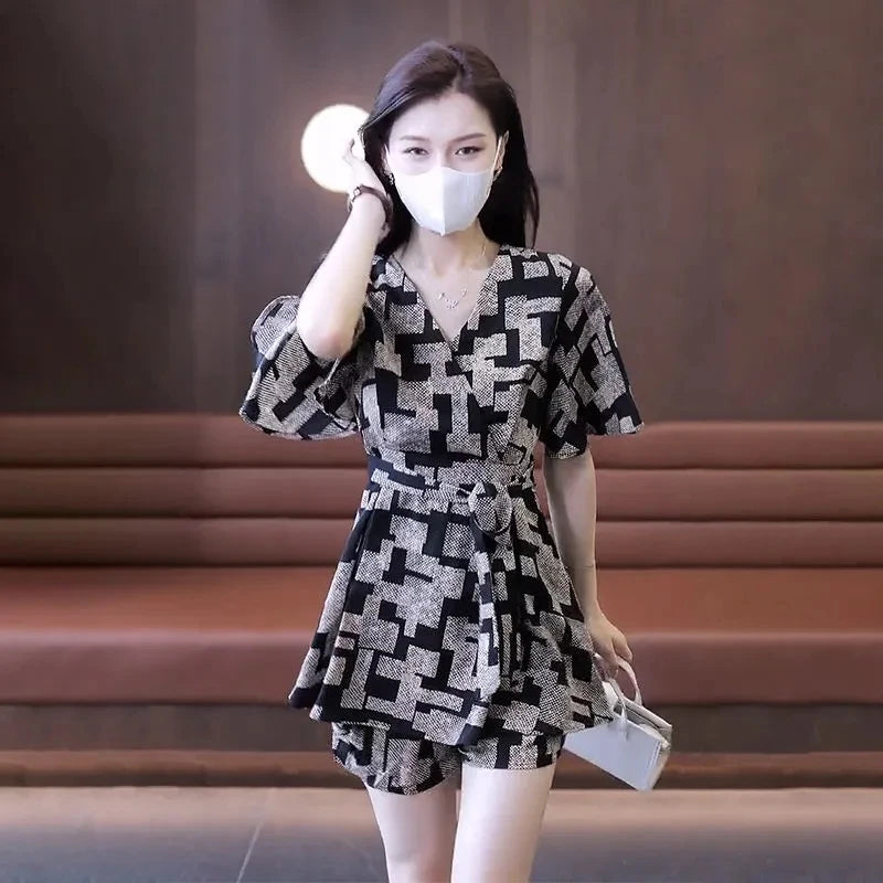 Women's Fashion Print Suit 2024 Summer New Western-style Long Tops Shirts And Shorts Two Piece Sets For Women Plus Size Clothing