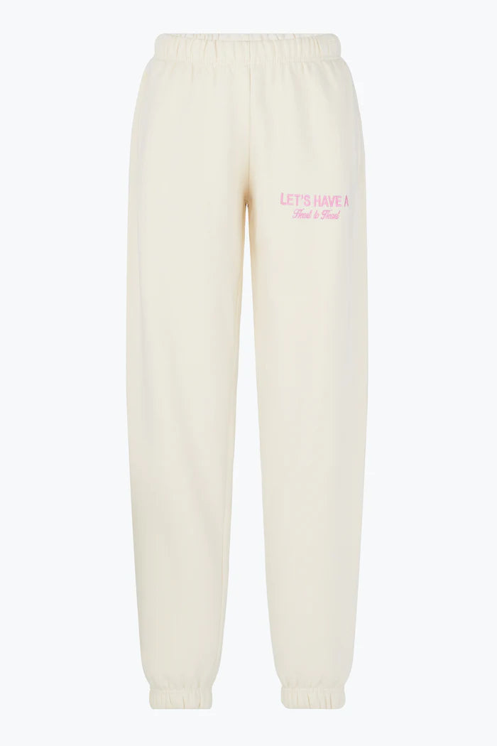 Happy Camp3r (NP) - Heart to Heart Set