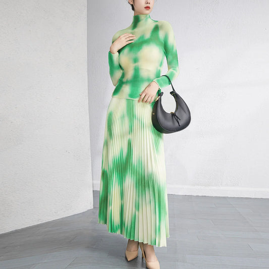 Miyake Fashion Suit Dress 2025 Spring and Summer New Pleated Stretch T-shirt Big Size Half Skirt 2-piece Set