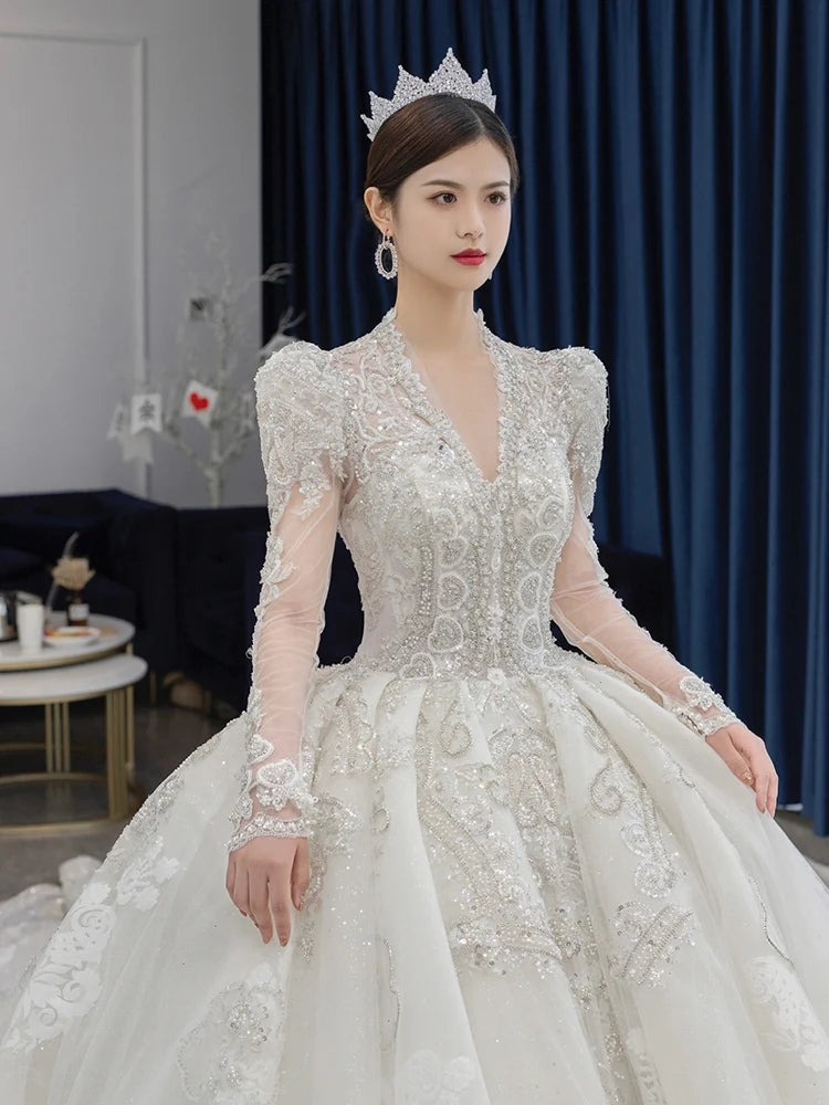 Long Sleeved Winter Wedding Dress 2024 New V Neck Luxury Long Sweep Train Beading Princes Wedding Gown Vestido Noiva Customized