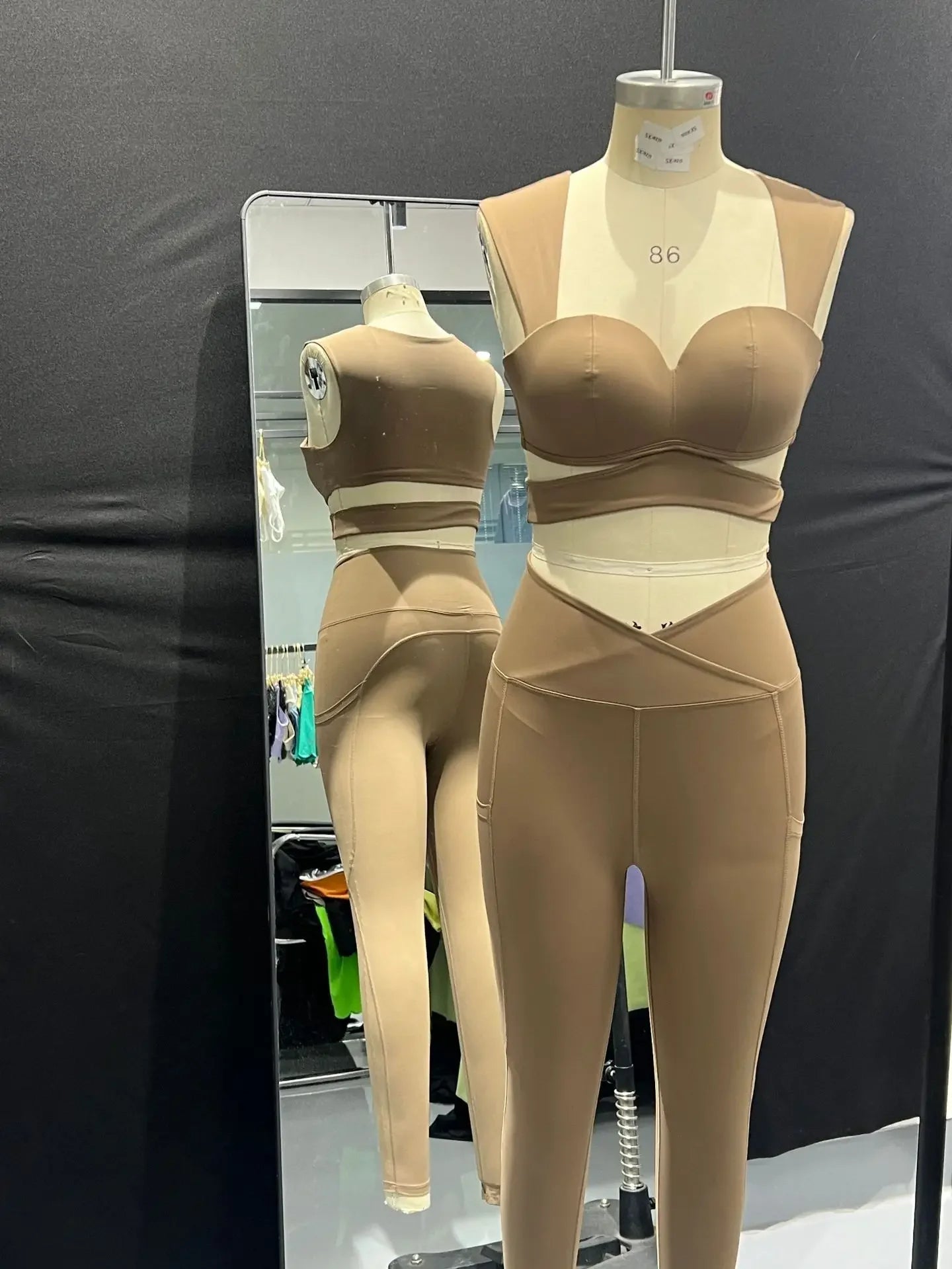 Breast Collection Sports Top Set for Women Breathable Tight Comfortable One Piece Bra Running Fitness SET Pant Sets