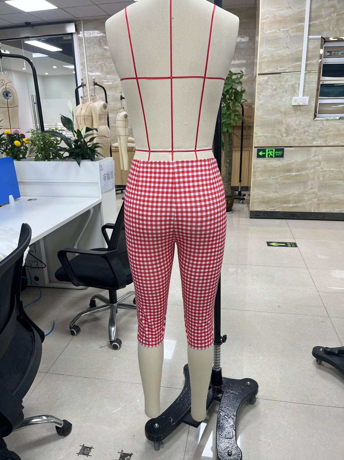 hirigin Y2k Women Capri Pants Knee Length Graphic Print Cropped Leggings Low Elastic Waist Bottoms Going Out Trousers